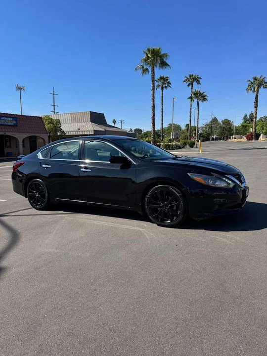 2017 Nissan Altima 5th Gen - Image 10 of 20