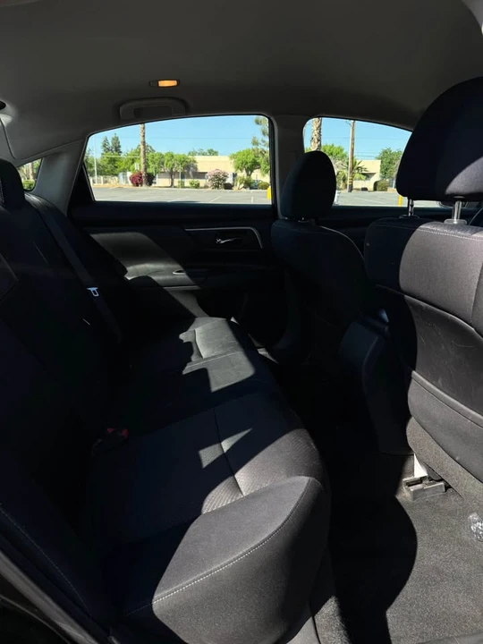 2017 Nissan Altima 5th Gen - Image 15 of 20