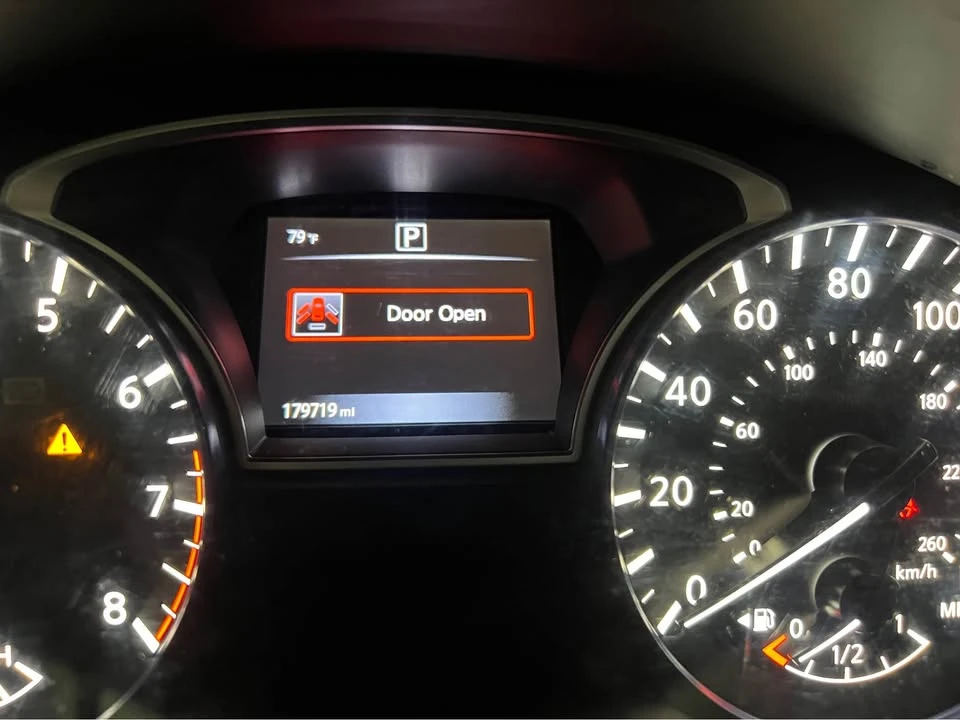 2017 Nissan Altima 5th Gen - Image 9 of 19
