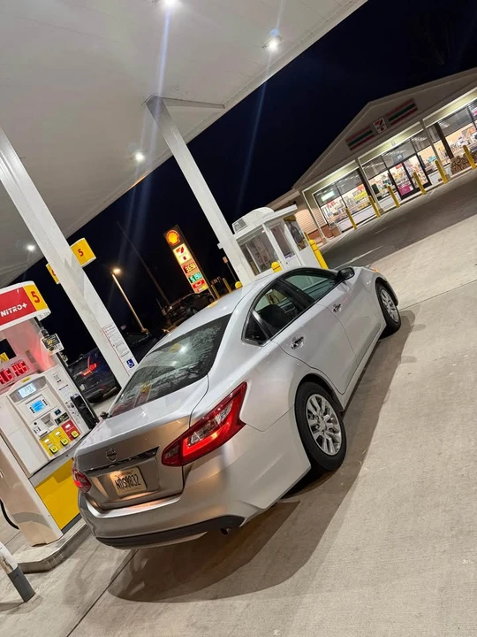 2017 Nissan Altima 5th Gen - Image 2 of 7