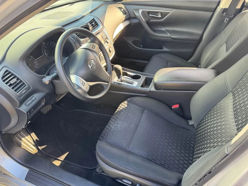 2017 Nissan Altima 5th Gen - Image 6 of 10