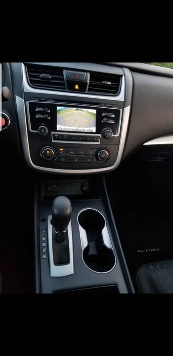 2017 Nissan Altima 5th Gen - Image 17 of 19