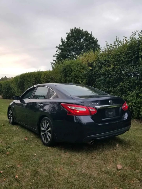 2017 Nissan Altima 5th Gen - Image 4 of 19