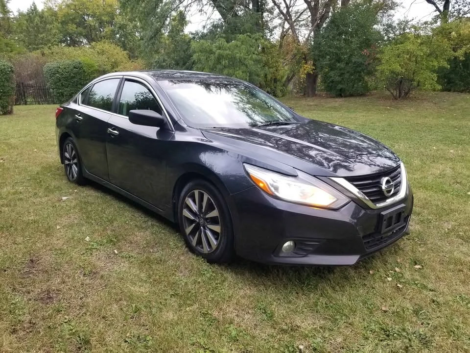 2017 Nissan Altima 5th Gen - Image 5 of 19
