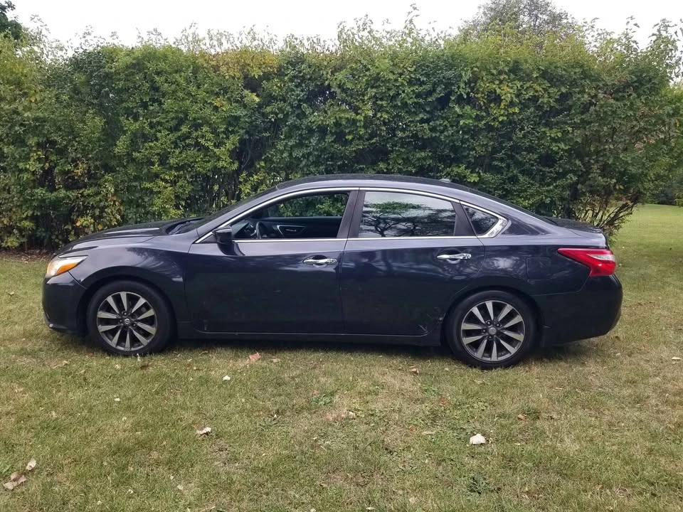 2017 Nissan Altima 5th Gen - Image 10 of 19