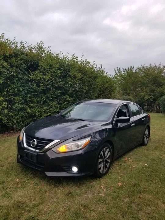 2017 Nissan Altima 5th Gen - Image 2 of 19