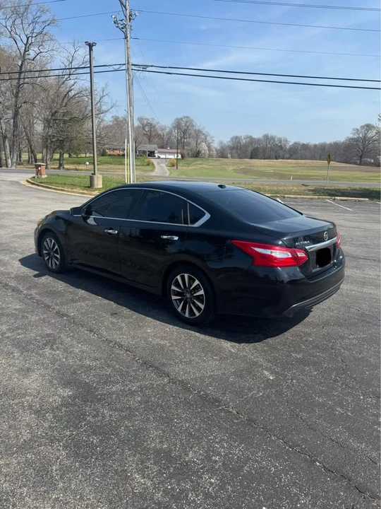 2017 Nissan Altima 5th Gen - Image 3 of 9