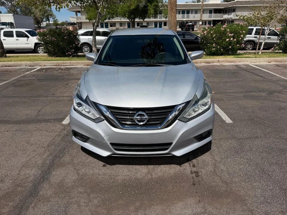 2017 Nissan Altima 5th Gen - Image 2 of 12