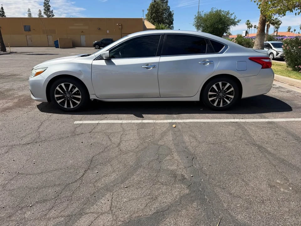 2017 Nissan Altima 5th Gen - Image 8 of 12