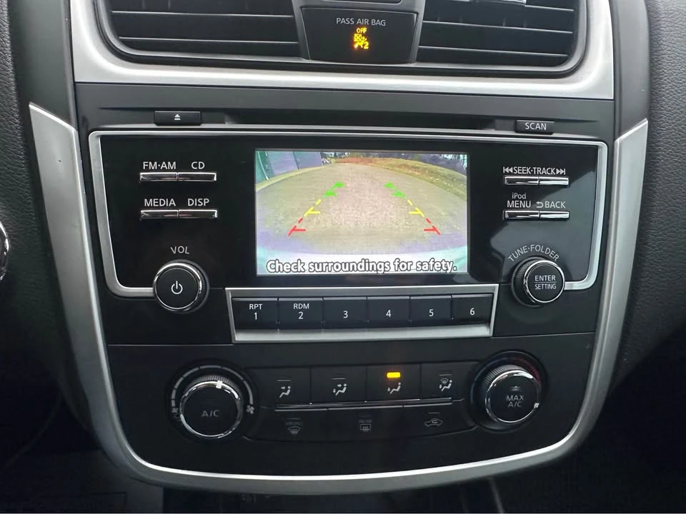 2017 Nissan Altima 5th Gen - Image 11 of 12
