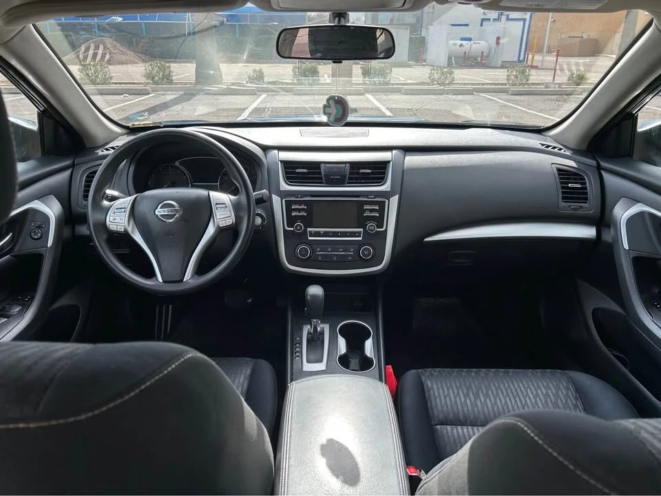 2017 Nissan Altima 5th Gen - Image 9 of 11