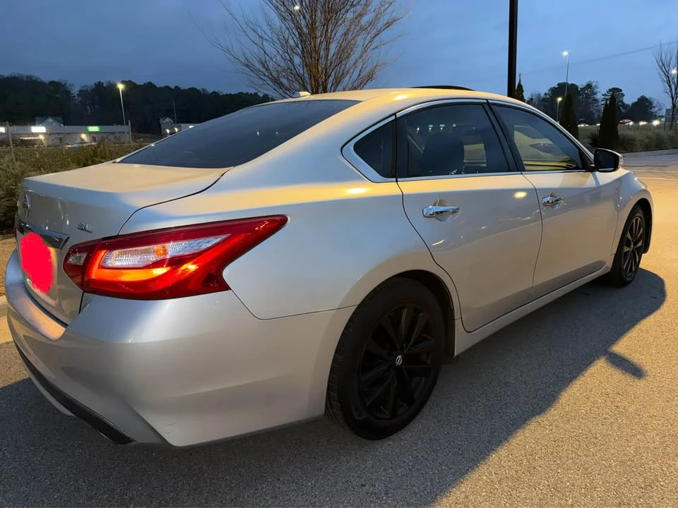 2017 Nissan Altima 5th Gen - Image 4 of 7
