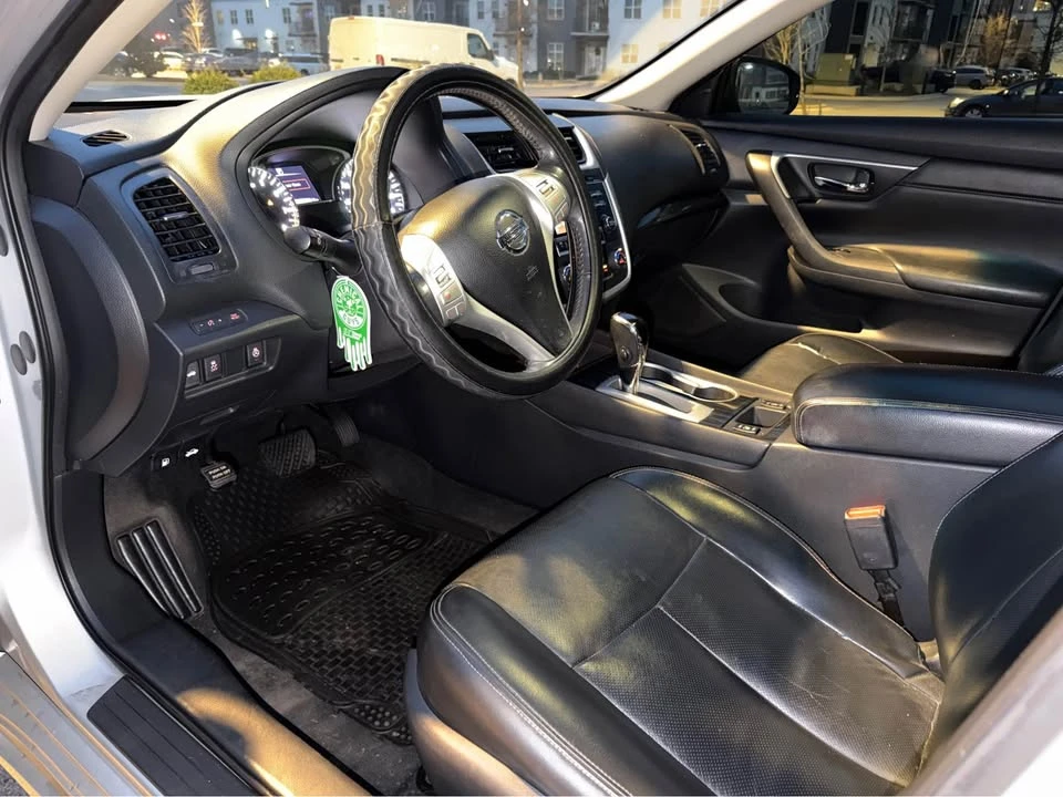 2017 Nissan Altima 5th Gen - Image 6 of 7