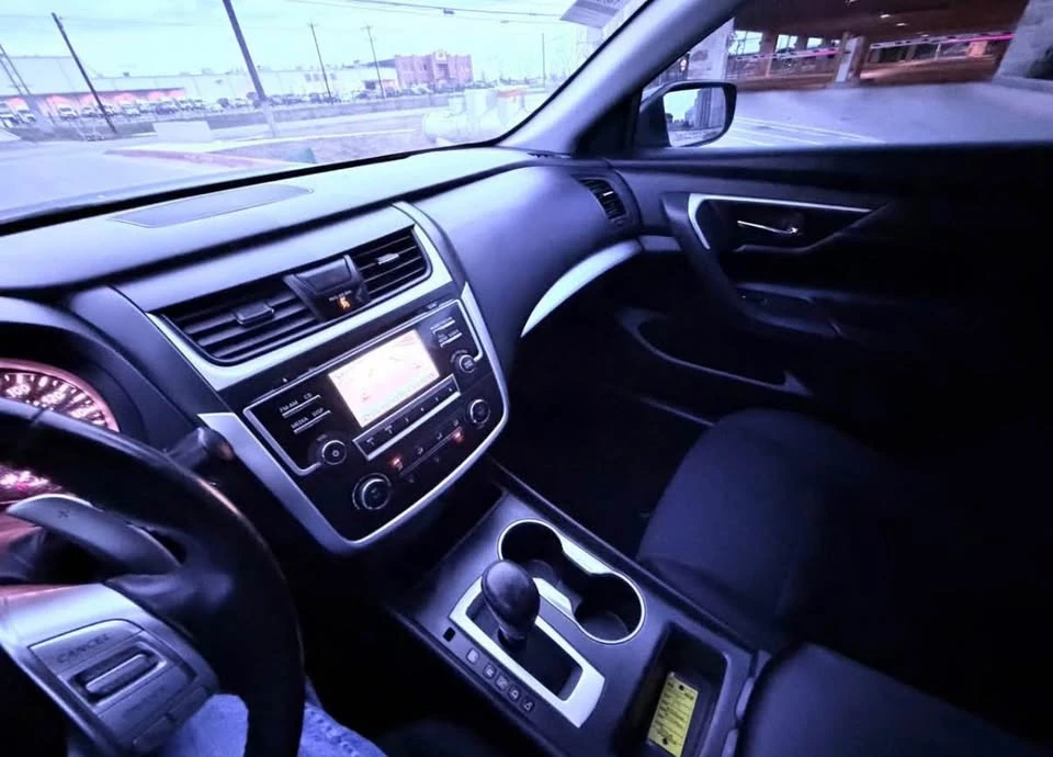 2017 Nissan Altima 5th Gen - Image 7 of 13