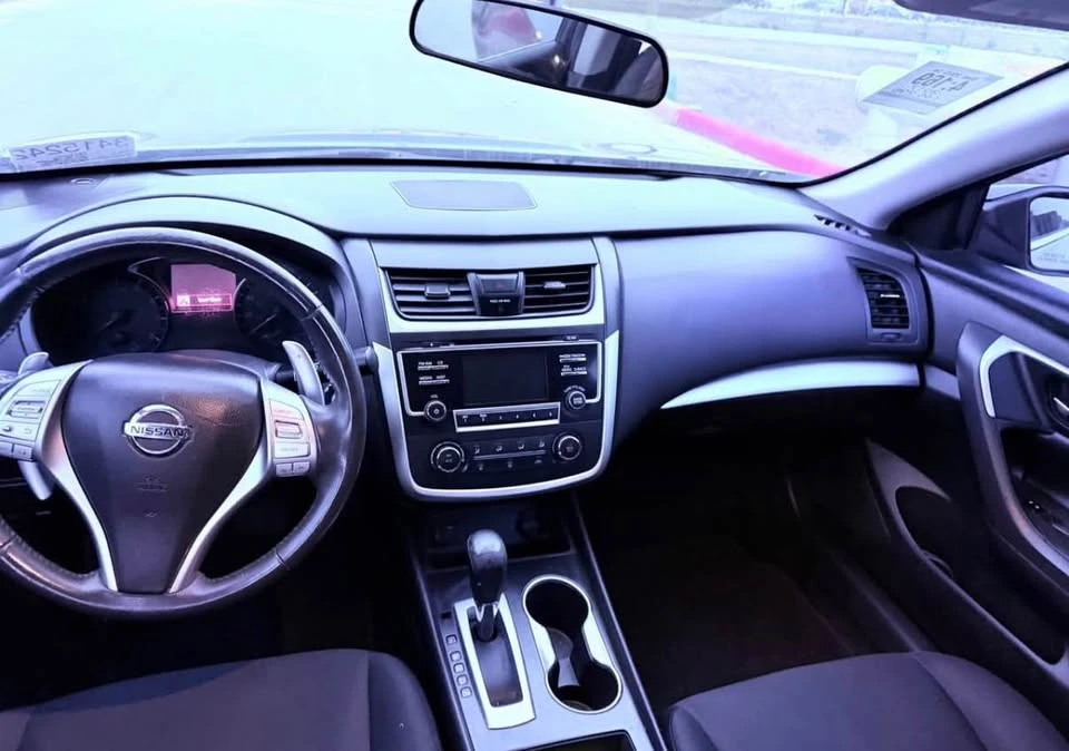 2017 Nissan Altima 5th Gen - Image 6 of 13