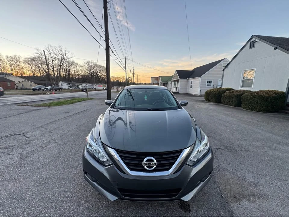 2017 Nissan Altima 5th Gen - Image 2 of 18