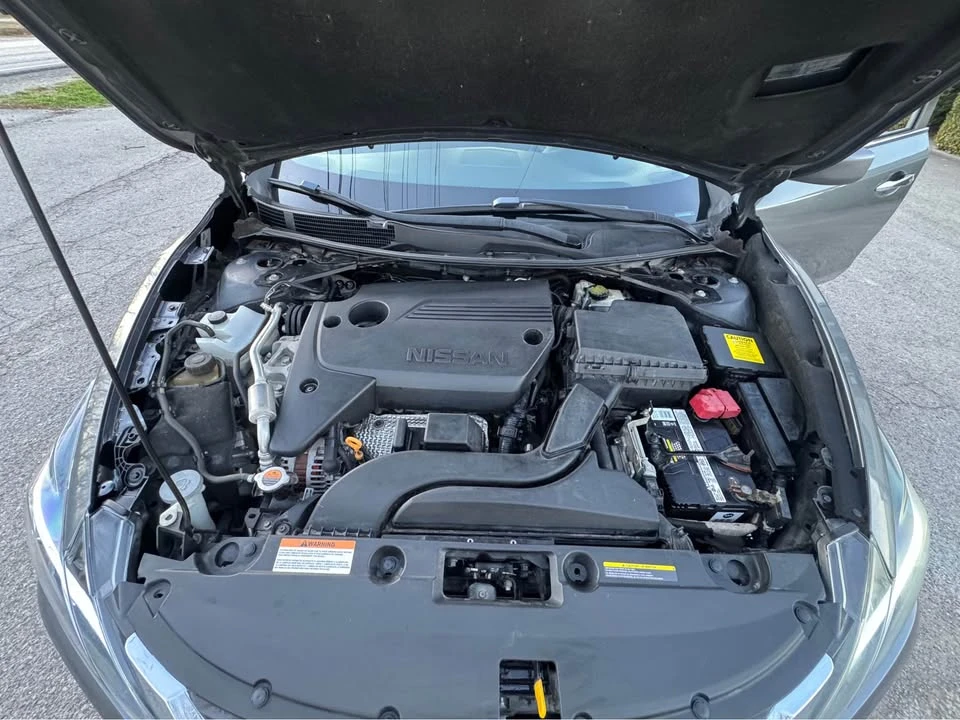 2017 Nissan Altima 5th Gen - Image 10 of 18