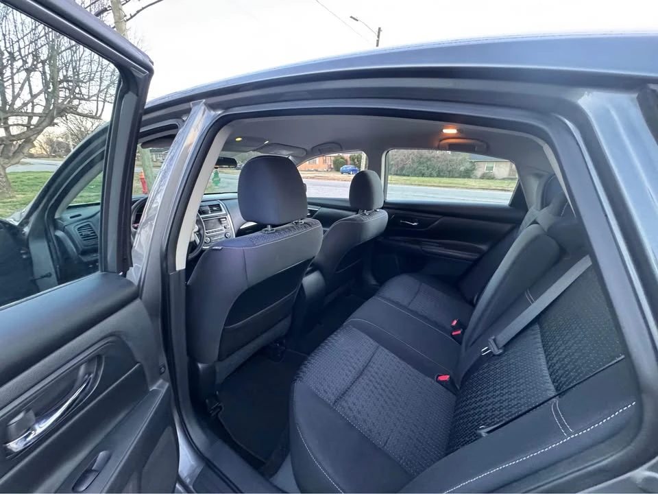 2017 Nissan Altima 5th Gen - Image 15 of 18