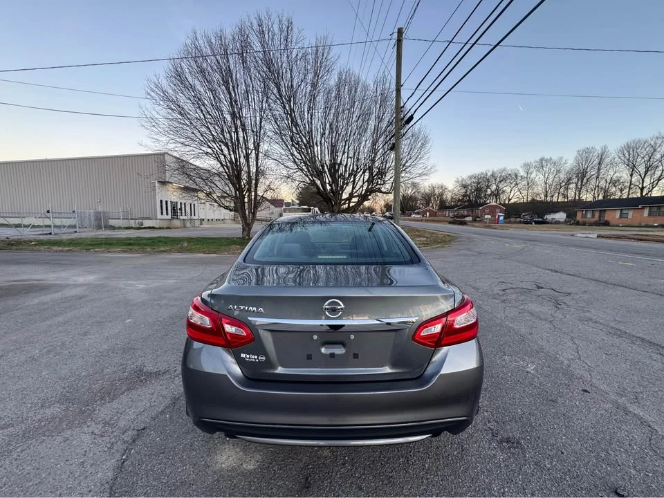 2017 Nissan Altima 5th Gen - Image 7 of 18