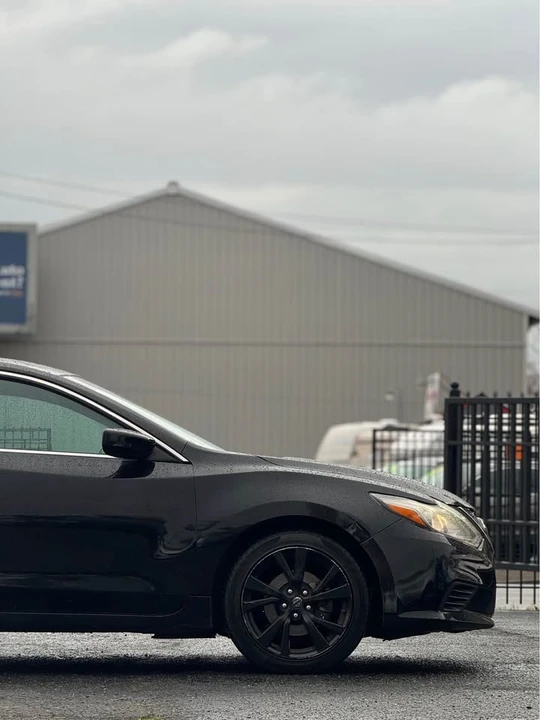 2017 Nissan Altima 5th Gen - Image 17 of 18