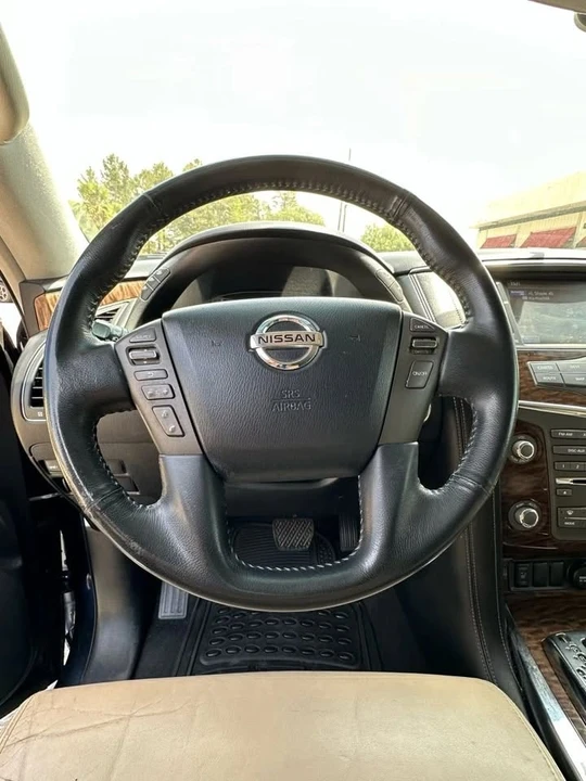 2017 Nissan Armada - Image 15 of 20