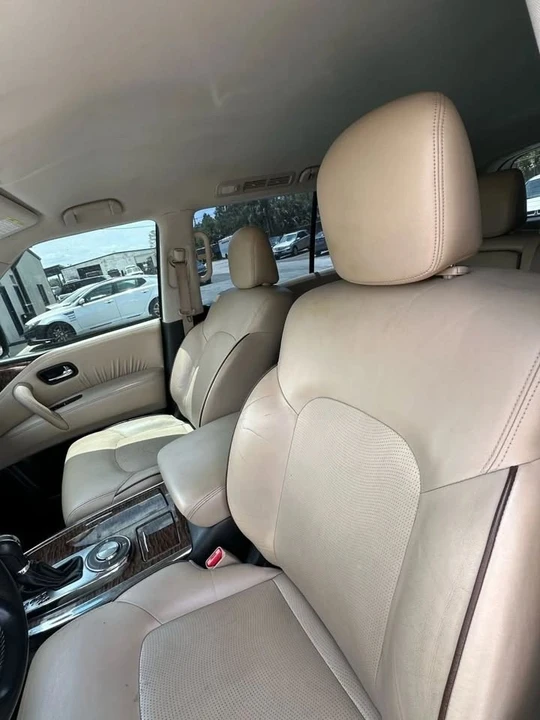 2017 Nissan Armada - Image 16 of 20