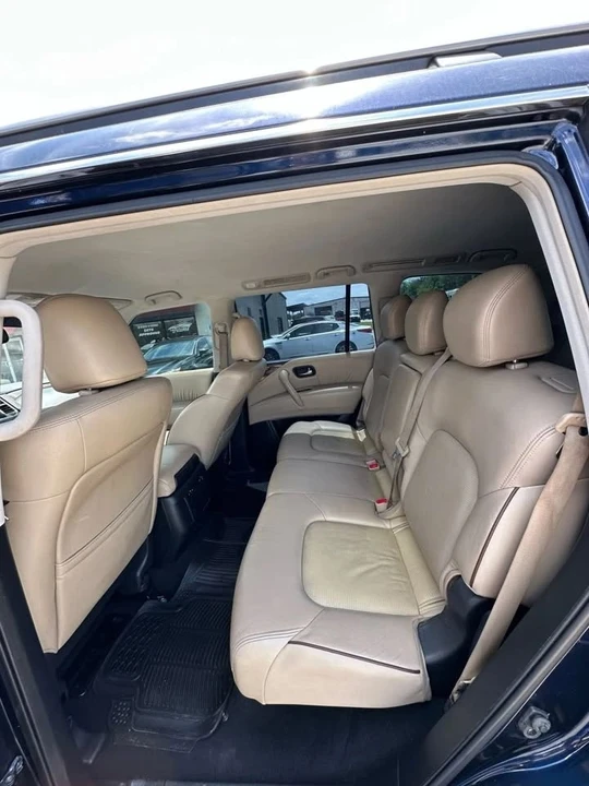 2017 Nissan Armada - Image 11 of 20