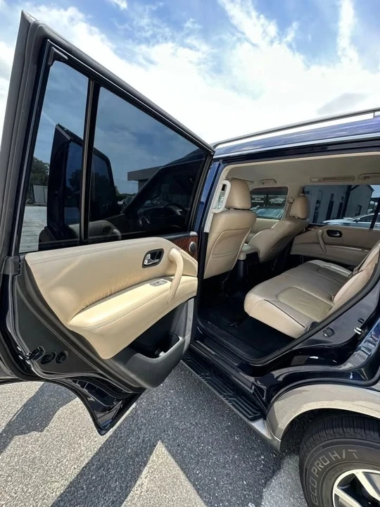 2017 Nissan Armada - Image 8 of 20