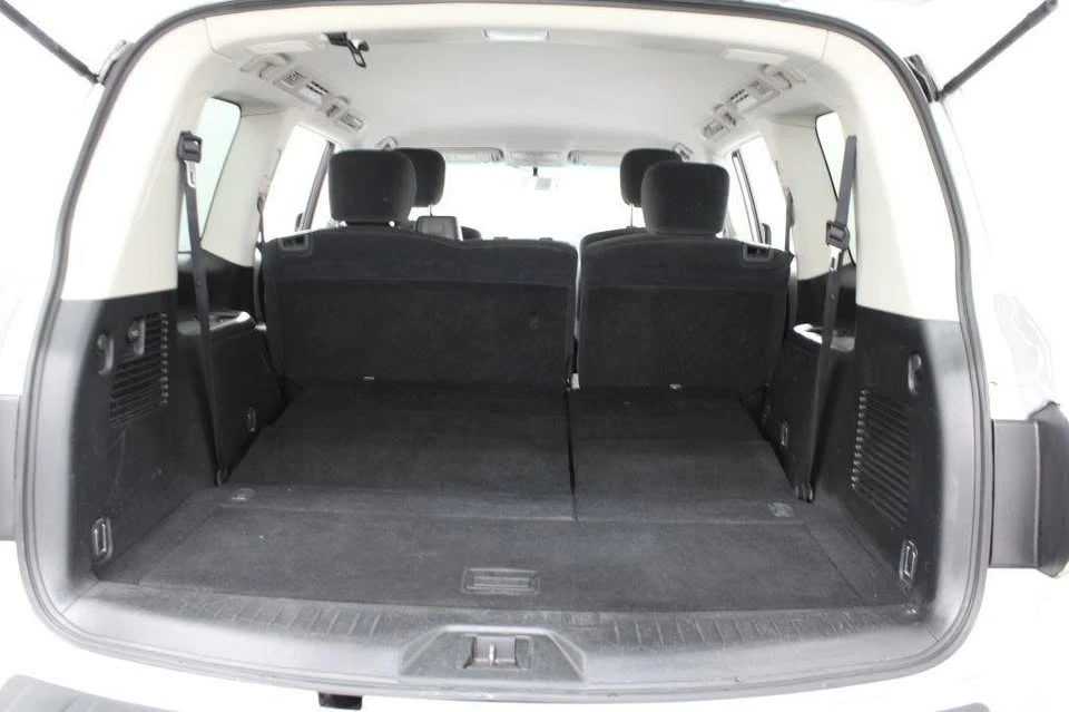 2017 Nissan Armada - Image 18 of 18