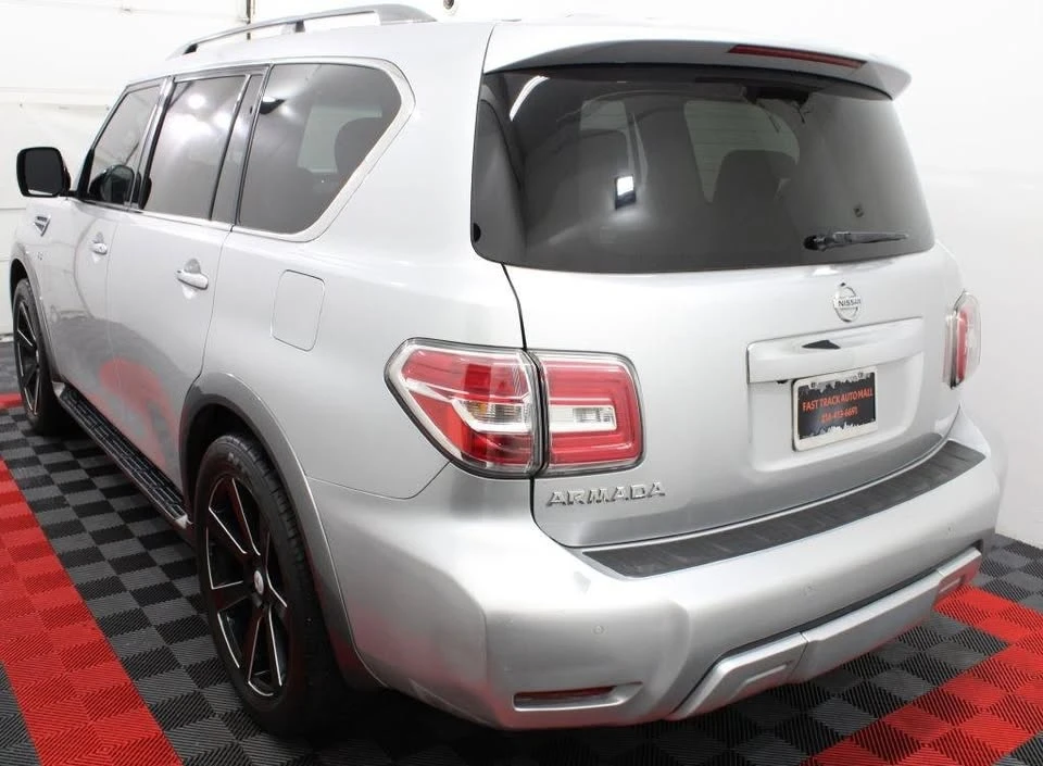2017 Nissan Armada - Image 4 of 18