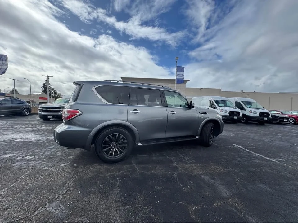 2017 Nissan Armada - Image 6 of 19