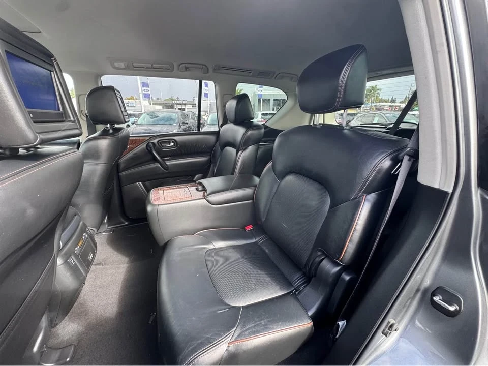 2017 Nissan Armada - Image 15 of 19