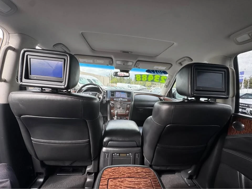 2017 Nissan Armada - Image 18 of 19