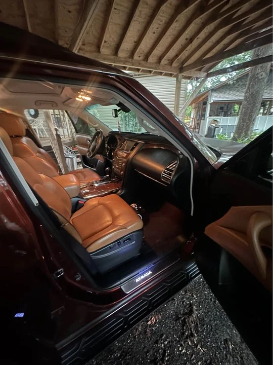 2017 Nissan Armada - Image 9 of 11