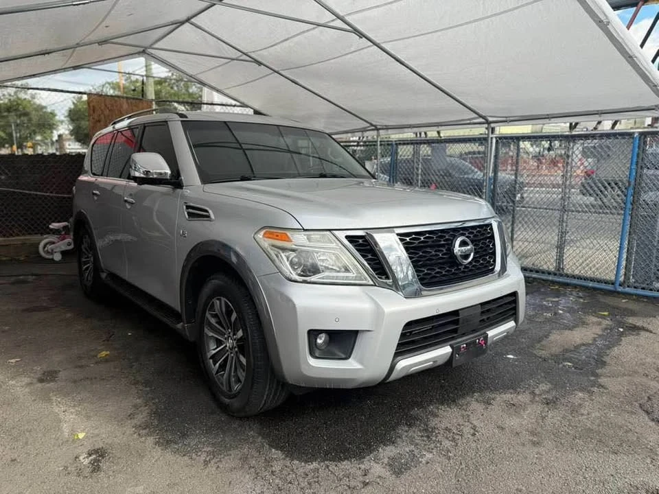 2017 Nissan Armada - Image 14 of 16