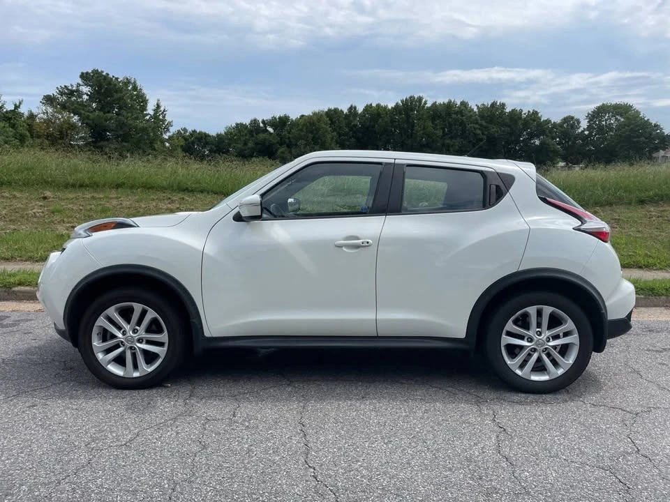 2017 Nissan Juke - Image 2 of 19