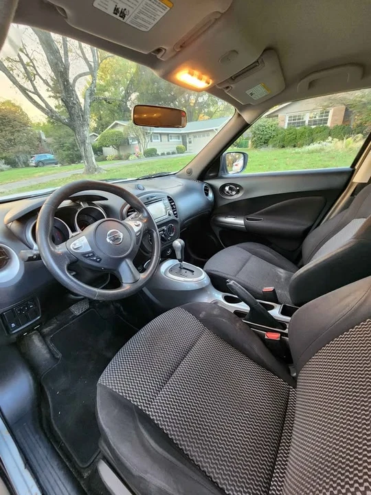 2017 Nissan Juke - Image 9 of 16