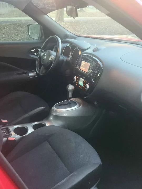 2017 Nissan Juke - Image 8 of 18