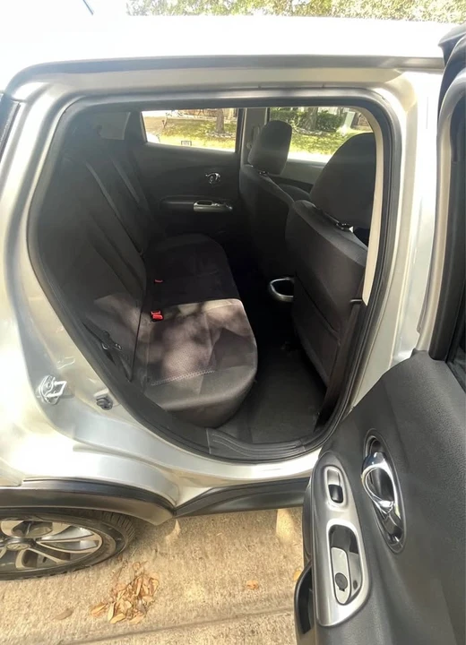 2017 Nissan Juke - Image 8 of 18