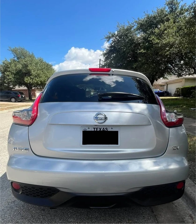 2017 Nissan Juke - Image 11 of 18