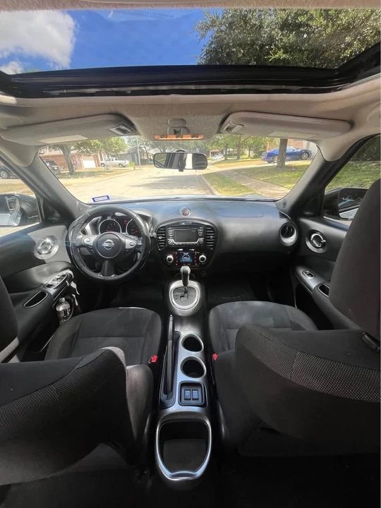 2017 Nissan Juke - Image 10 of 18