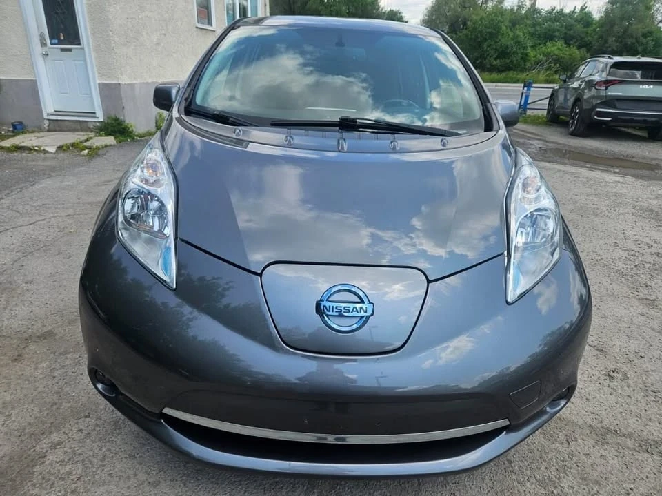 2017 Nissan Leaf - Image 6 of 18