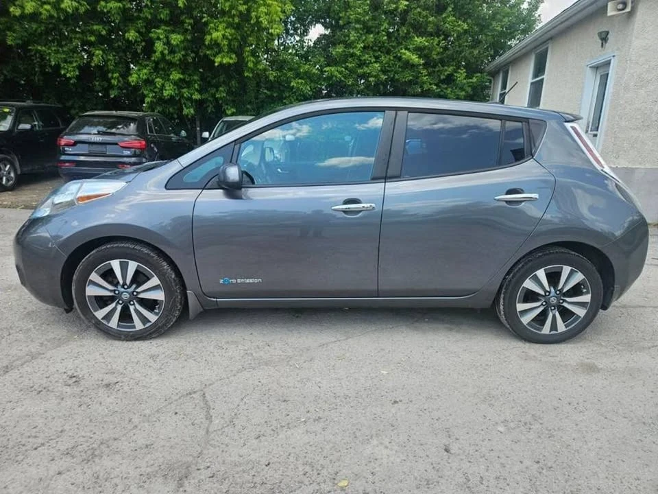2017 Nissan Leaf - Image 3 of 18
