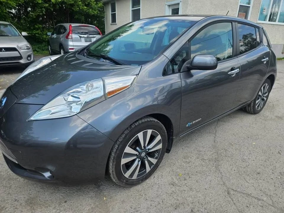 2017 Nissan Leaf - Image 4 of 18