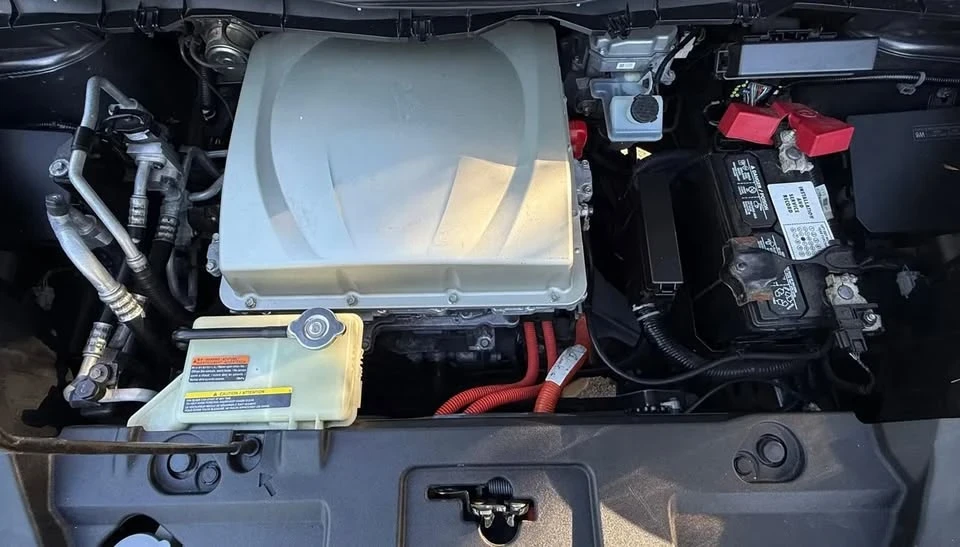 2017 Nissan Leaf - Image 10 of 18