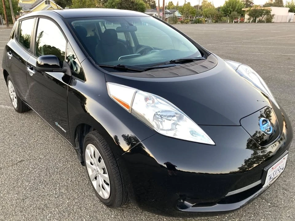 2017 Nissan Leaf - Image 3 of 15