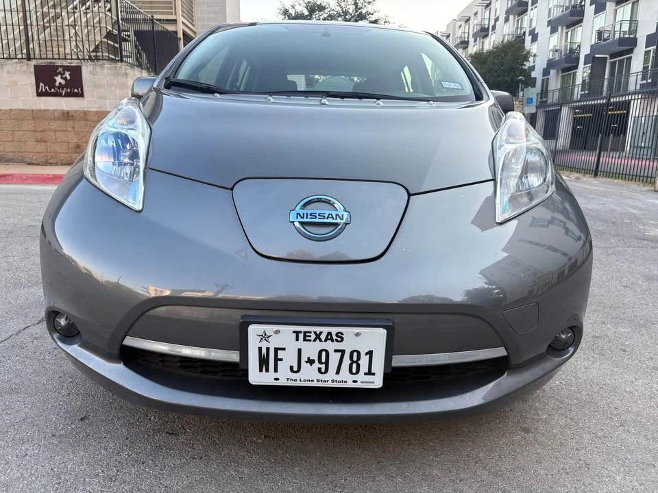 2017 Nissan Leaf - Image 3 of 20