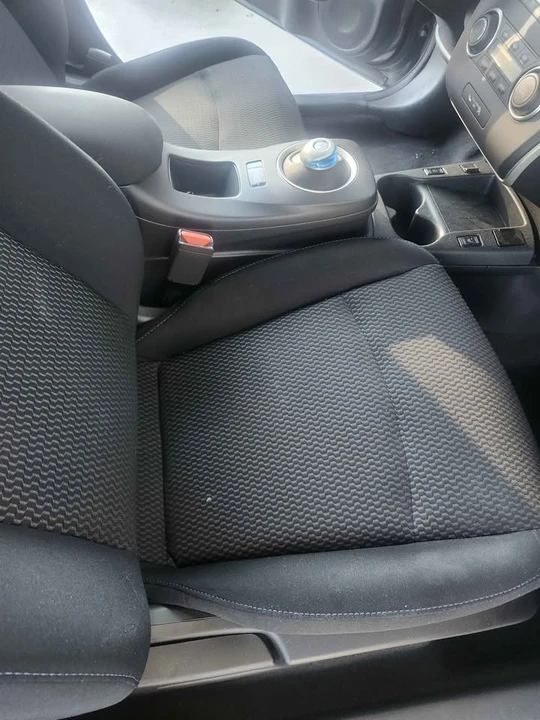 2017 Nissan Leaf - Image 10 of 10