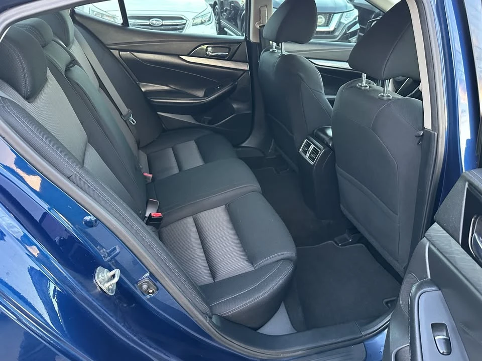 2017 Nissan Maxima 8th Gen - Image 11 of 17