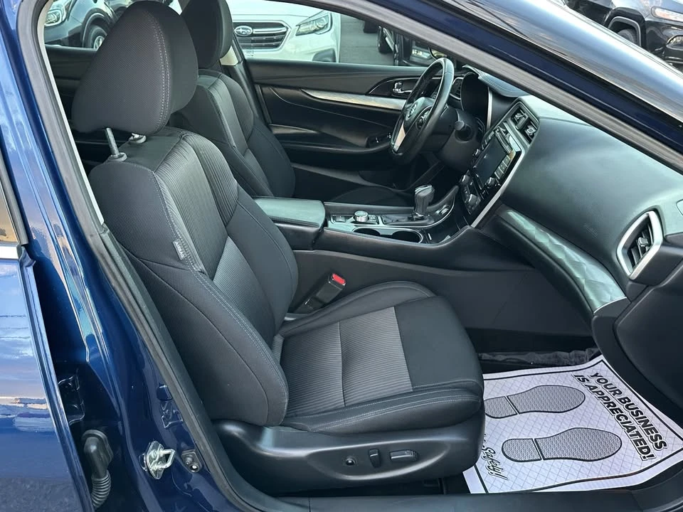 2017 Nissan Maxima 8th Gen - Image 12 of 17